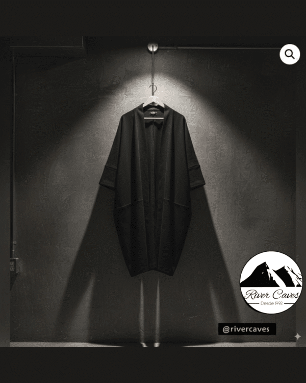 Kimono Negro - River Caves - Imagen 3