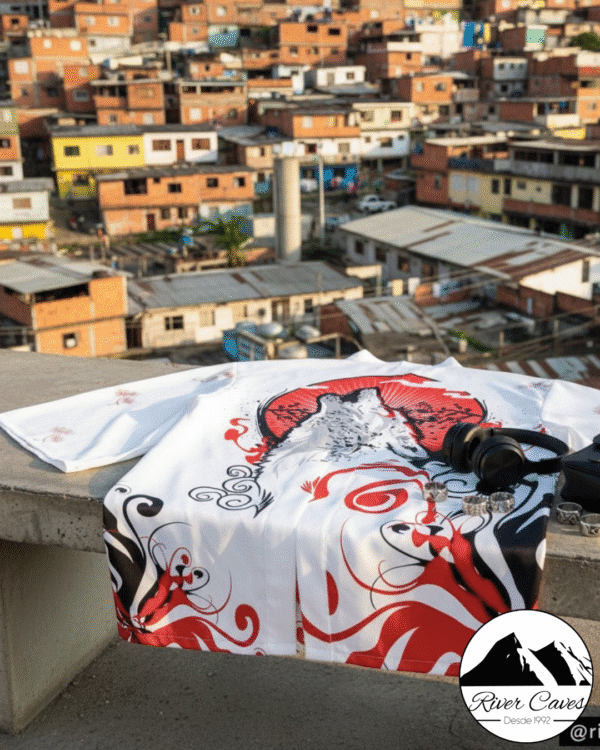 Kimono Wolf - River Caves - Imagen 3