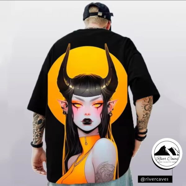 Camiseta Oversize Demon Queen